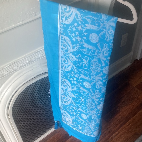 “Regency Porcelain Ribbons Organic Cotton Pareo” by Nicoblu - Picture 7 of 9